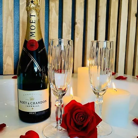 Tatil Evi De L'as De Trefle Feignies