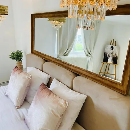 De L'as De Trefle Tatil Evi Feignies